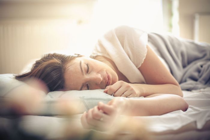Attention Ladies: ⁣Sleeping in on the weekend won't help you recover from lost sleep