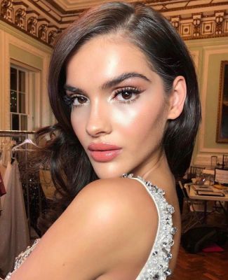 Hello. My name is Sara. My husband passed a few years ago. Now I am ready to move on and have some fun. I'm In Depression right now :(