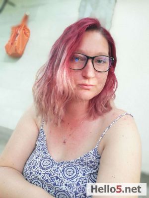 I'm a widowed woman from Romanian Country. I'm here for find my soulmate for dating...