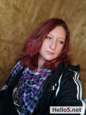 maybe I dont have a a pretty face but I have a story to tell you :)